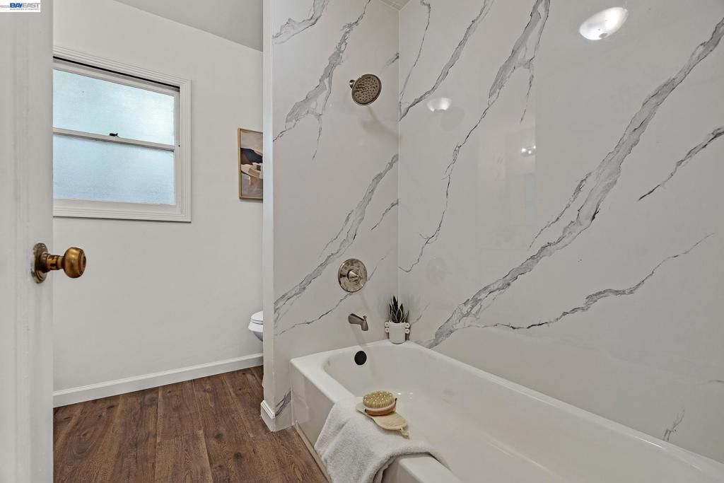 Image 23 of property listing at 18926 Walnut Rd, Castro Valley, CA 94546