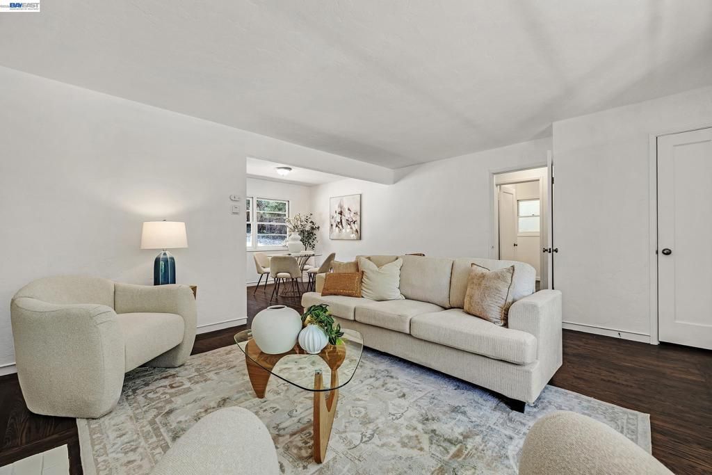 Image 8 of property listing at 18926 Walnut Rd, Castro Valley, CA 94546