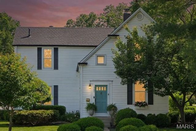 340 W Essex Avenue, Kirkwood, MO 63122