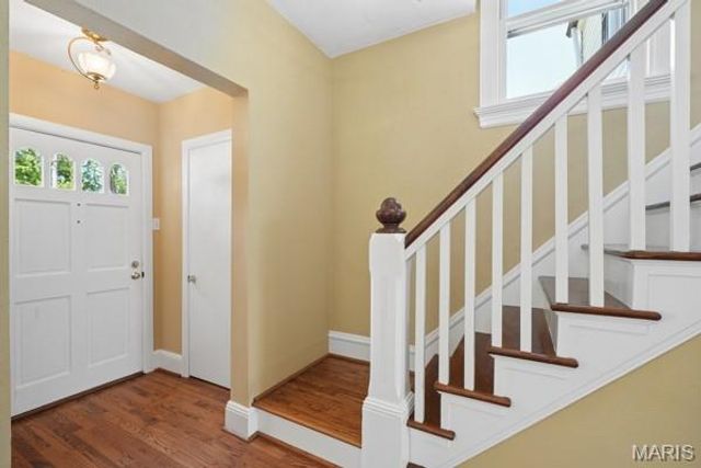 340 W Essex Avenue, Kirkwood, MO 63122