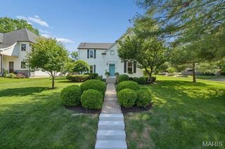 340 W Essex Avenue, Kirkwood, MO 63122