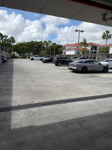 3225 NE 184th Street 10303, Aventura, FL 33160