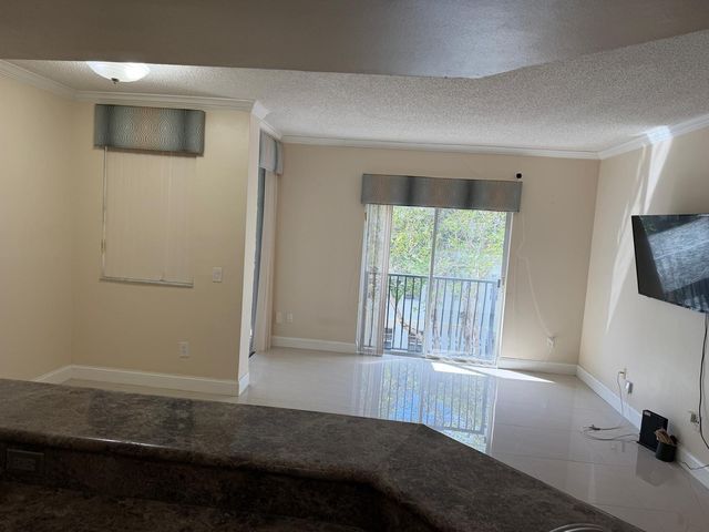 3225 NE 184th Street 10303, Aventura, FL 33160