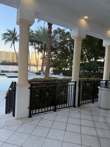 3225 NE 184th Street 10303, Aventura, FL 33160