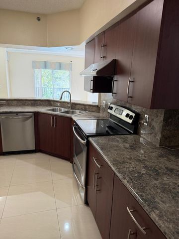 3225 NE 184th Street 10303, Aventura, FL 33160