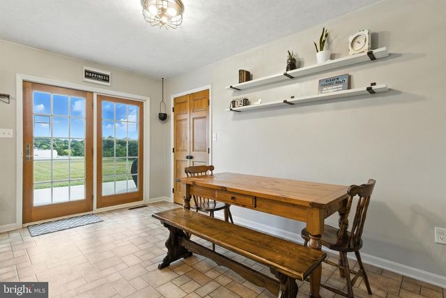 1451 WANDA DR, Hanover, PA 17331