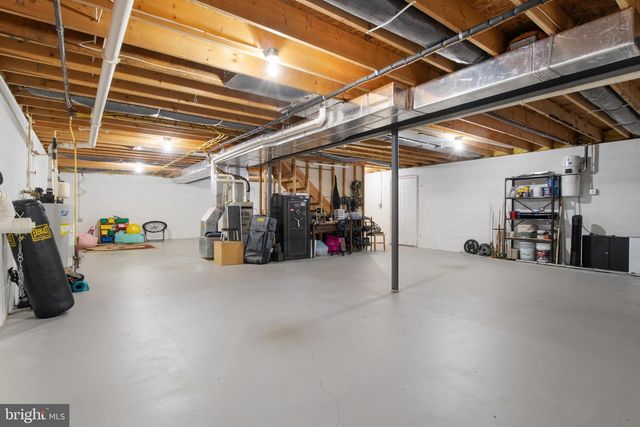 1451 WANDA DR, Hanover, PA 17331