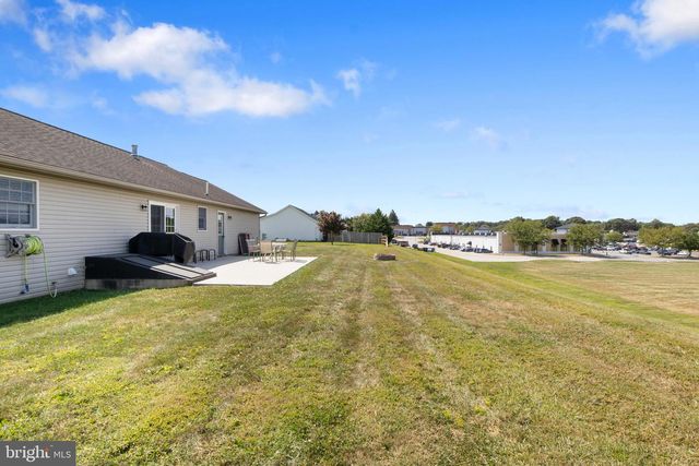1451 WANDA DR, Hanover, PA 17331