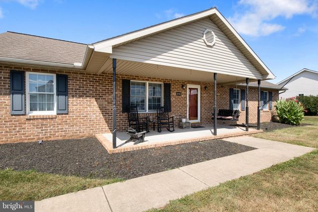 1451 WANDA DR, Hanover, PA 17331