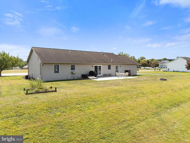 1451 WANDA DR, Hanover, PA 17331