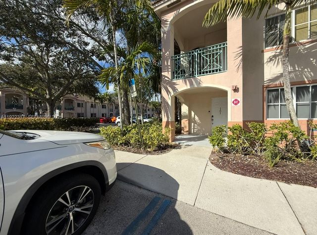 7775 NW 22nd Street 101, Pembroke Pines, FL 33024
