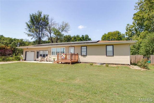 117 S Hamilton Street, Otterville, IL 62052