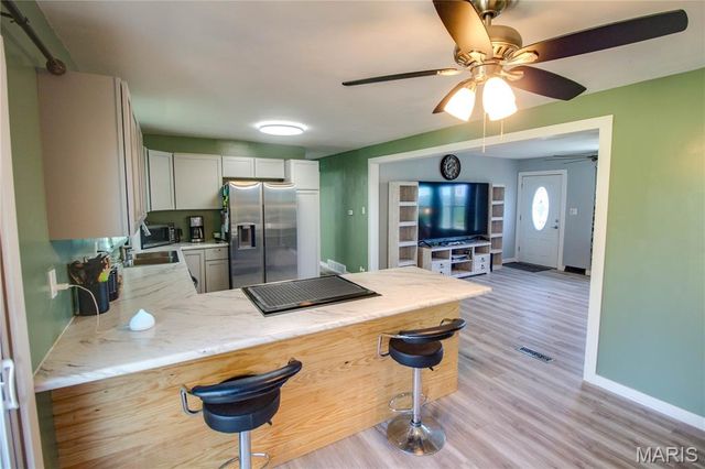 117 S Hamilton Street, Otterville, IL 62052