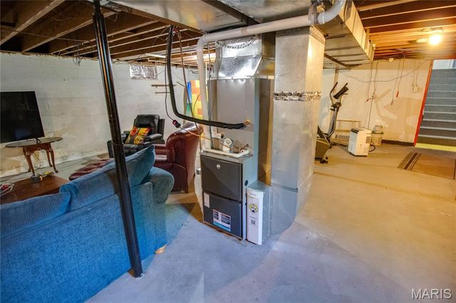 117 S Hamilton Street, Otterville, IL 62052