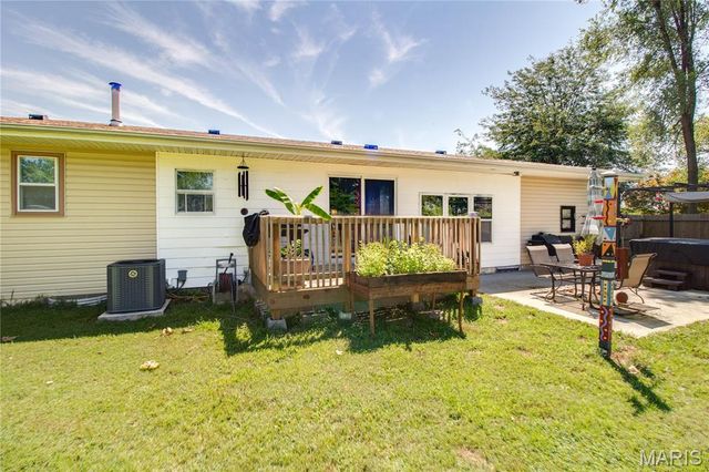 117 S Hamilton Street, Otterville, IL 62052