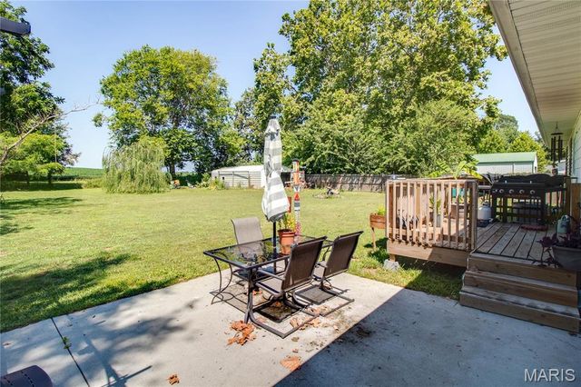 117 S Hamilton Street, Otterville, IL 62052