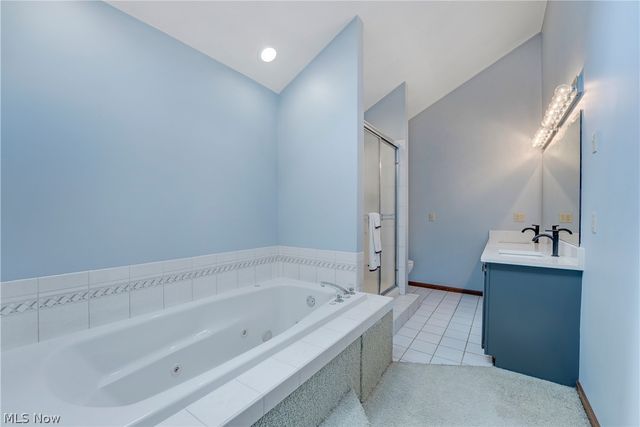 7660 Acorn Court, Solon, OH 44139