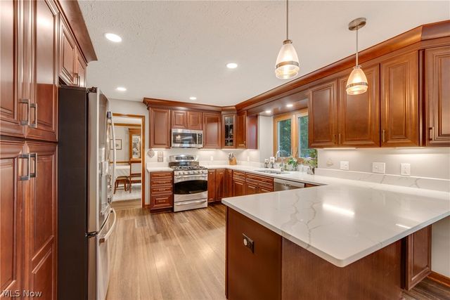 7660 Acorn Court, Solon, OH 44139