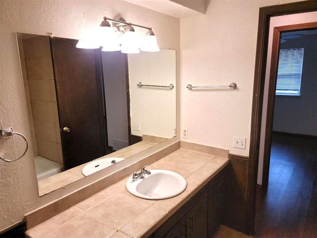 713 NE 83rd Street, Oklahoma City, OK 73114