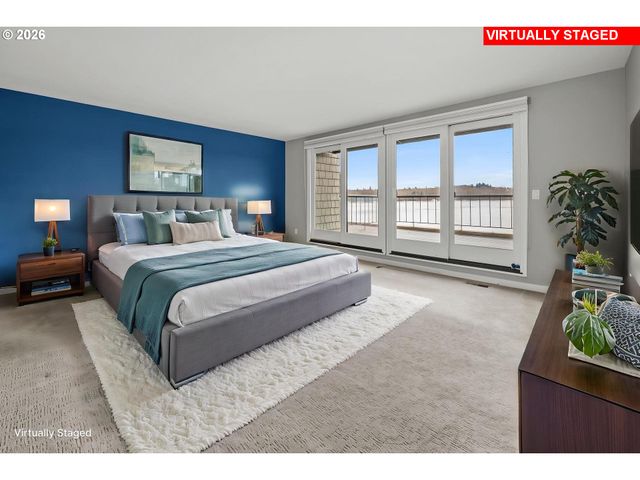 5826 S RIVERPOINT Ln, Portland, OR 97239