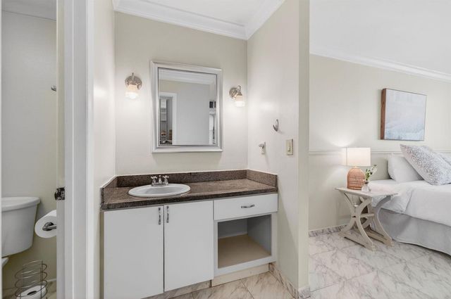 1239 Hillsboro Mile 403, Hillsboro Beach, FL 33062