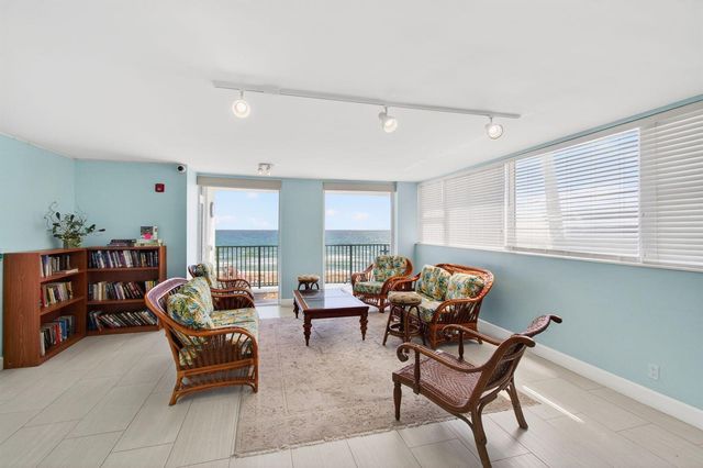 1239 Hillsboro Mile 403, Hillsboro Beach, FL 33062