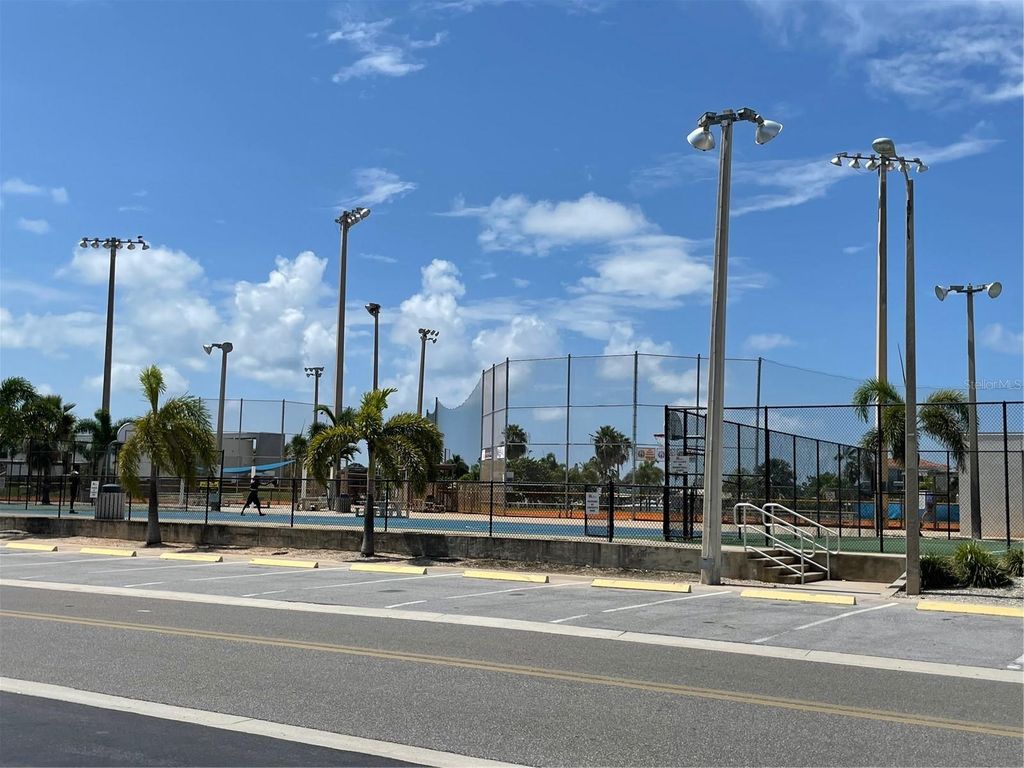 Image 23 of property listing at 273 REX PLACE G, Madeira Beach, FL 33708