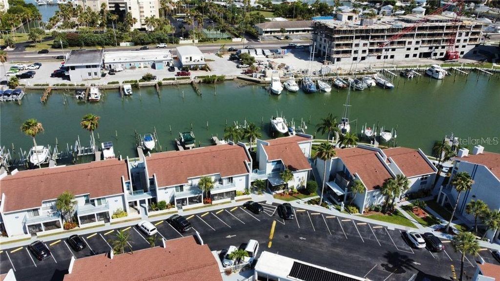 Image 4 of property listing at 273 REX PLACE G, Madeira Beach, FL 33708