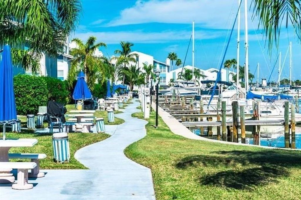 Image 8 of property listing at 273 REX PLACE G, Madeira Beach, FL 33708