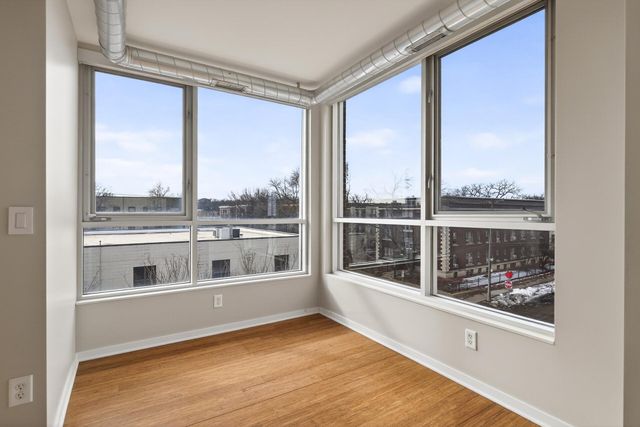 1829 3rd Avenue S 204, Minneapolis, MN 55404