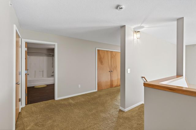 1829 3rd Avenue S 204, Minneapolis, MN 55404