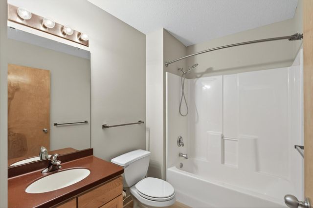 1829 3rd Avenue S 204, Minneapolis, MN 55404