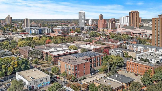 1829 3rd Avenue S 204, Minneapolis, MN 55404