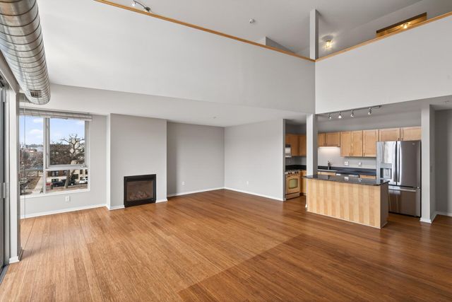 1829 3rd Avenue S 204, Minneapolis, MN 55404