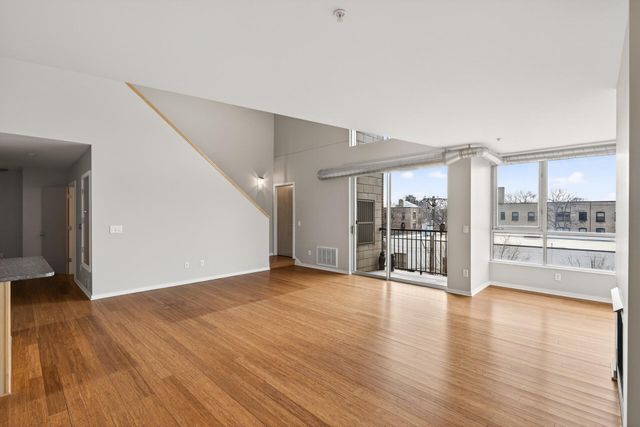 1829 3rd Avenue S 204, Minneapolis, MN 55404