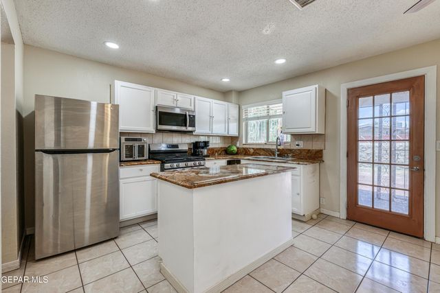 11013 BOB STONE Dr Drive, El Paso, TX 79936