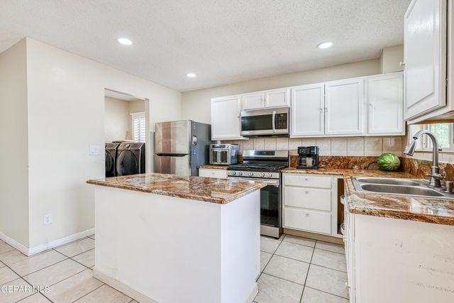 11013 BOB STONE Dr Drive, El Paso, TX 79936