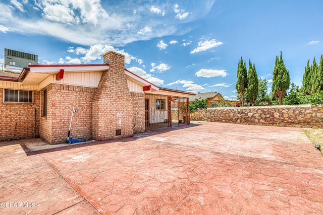 11013 BOB STONE Dr Drive, El Paso, TX 79936