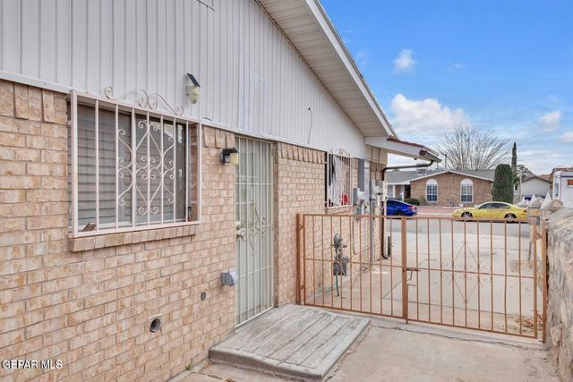 11013 BOB STONE Dr Drive, El Paso, TX 79936