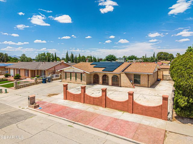 11013 BOB STONE Dr Drive, El Paso, TX 79936