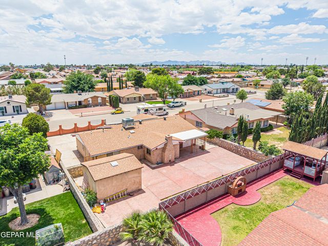11013 BOB STONE Dr Drive, El Paso, TX 79936