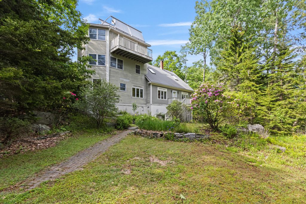 238 Brackett Avenue, Portland, ME 04108 — photo 3