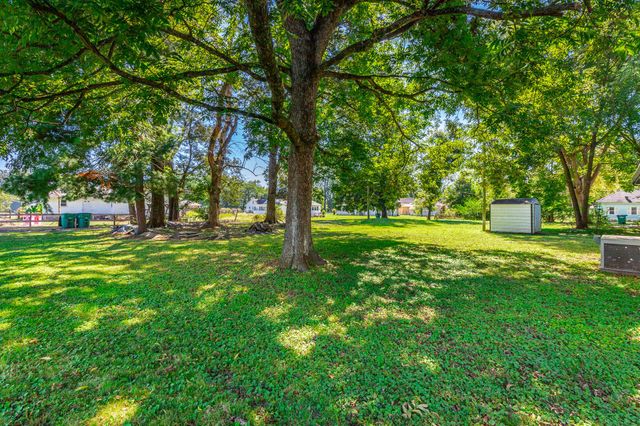 1807 Hamilton Avenue, South Pittsburg, TN 37380