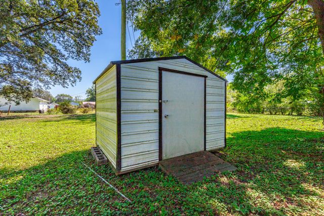 1807 Hamilton Avenue, South Pittsburg, TN 37380