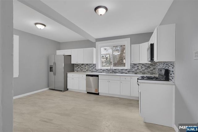 106 11th Street, Newark, NJ 07107