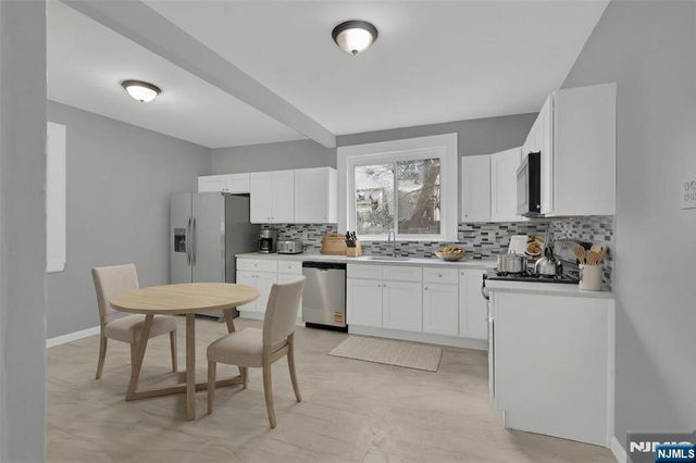 106 11th Street, Newark, NJ 07107