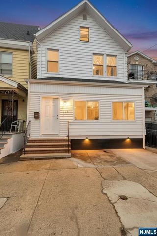 106 11th Street, Newark, NJ 07107
