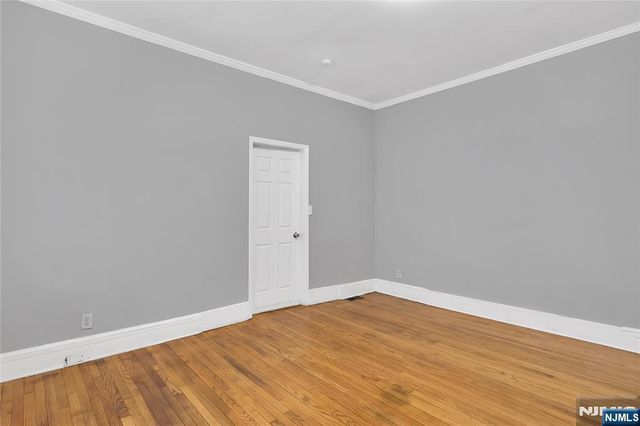 106 11th Street, Newark, NJ 07107