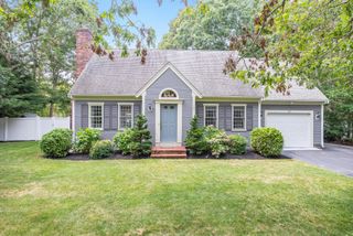 27 Dogwood Drive, Forestdale, MA 02644