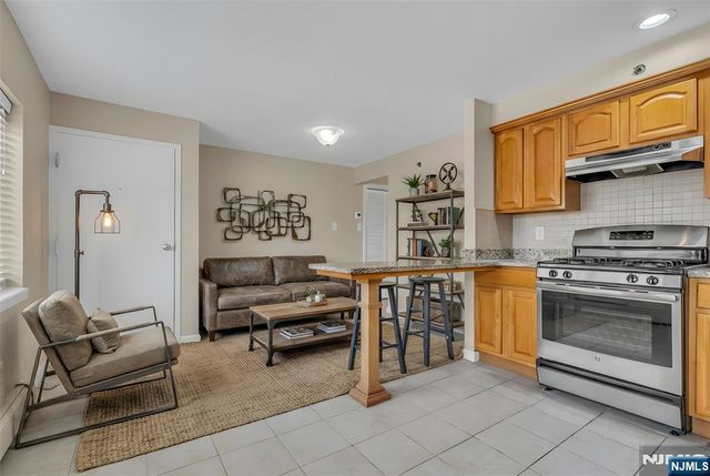 179 Newark Avenue 2, Jersey City, NJ 07302